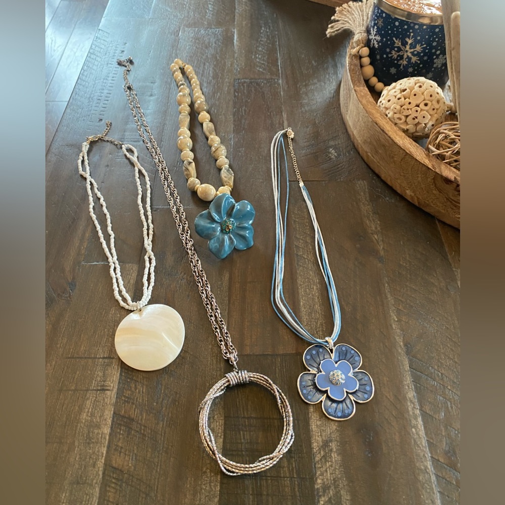 5 piece fun costume jewelry bundle😊